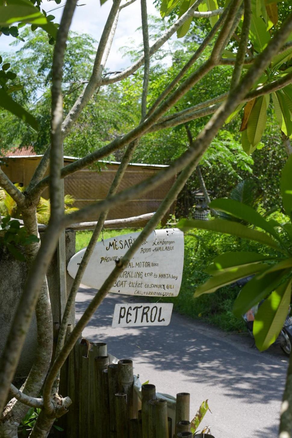 Mesari Hut Lembongan Hotel Exterior foto